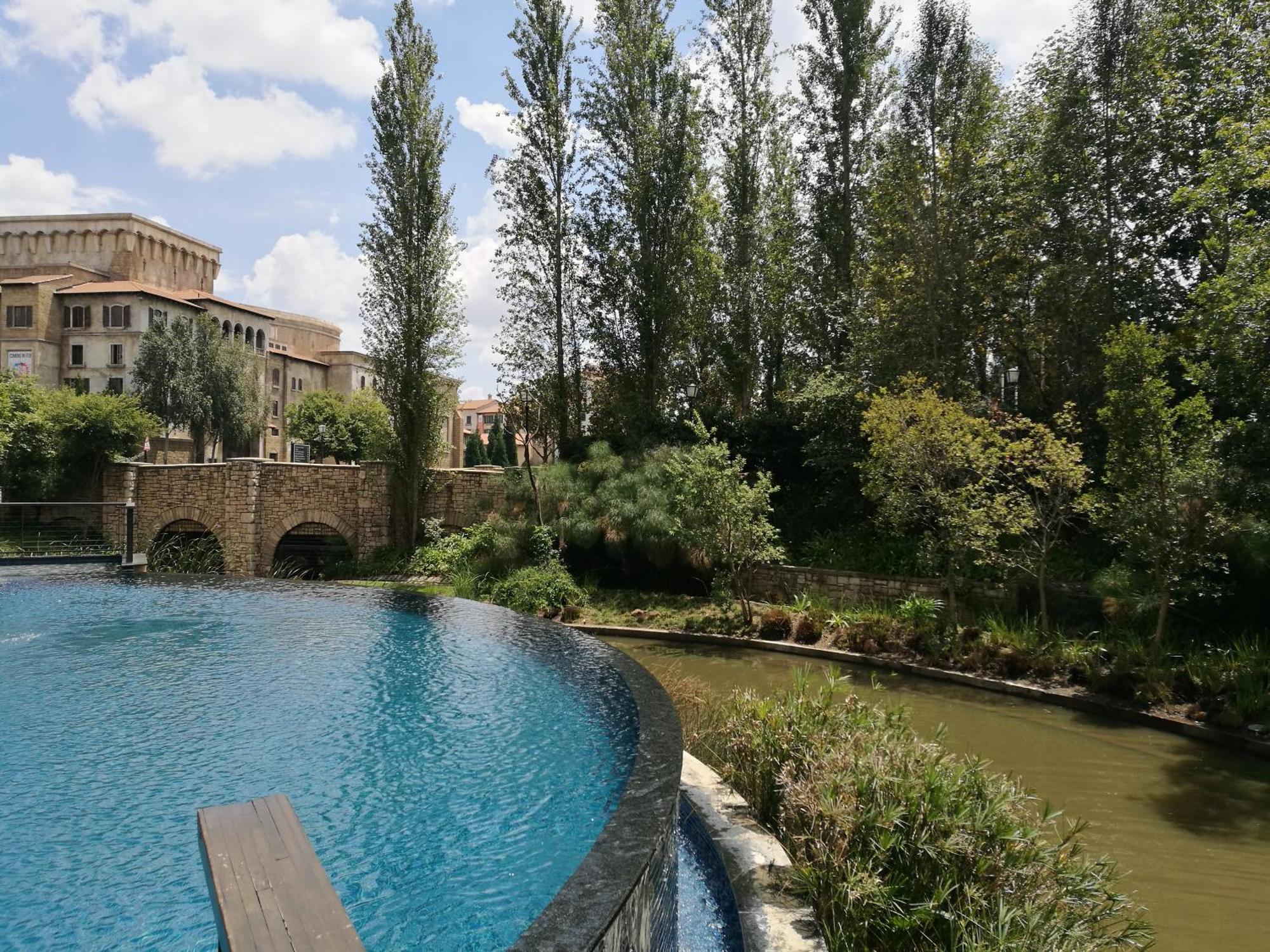 Pivot Hotel Montecasino Johannesburg Dış mekan fotoğraf